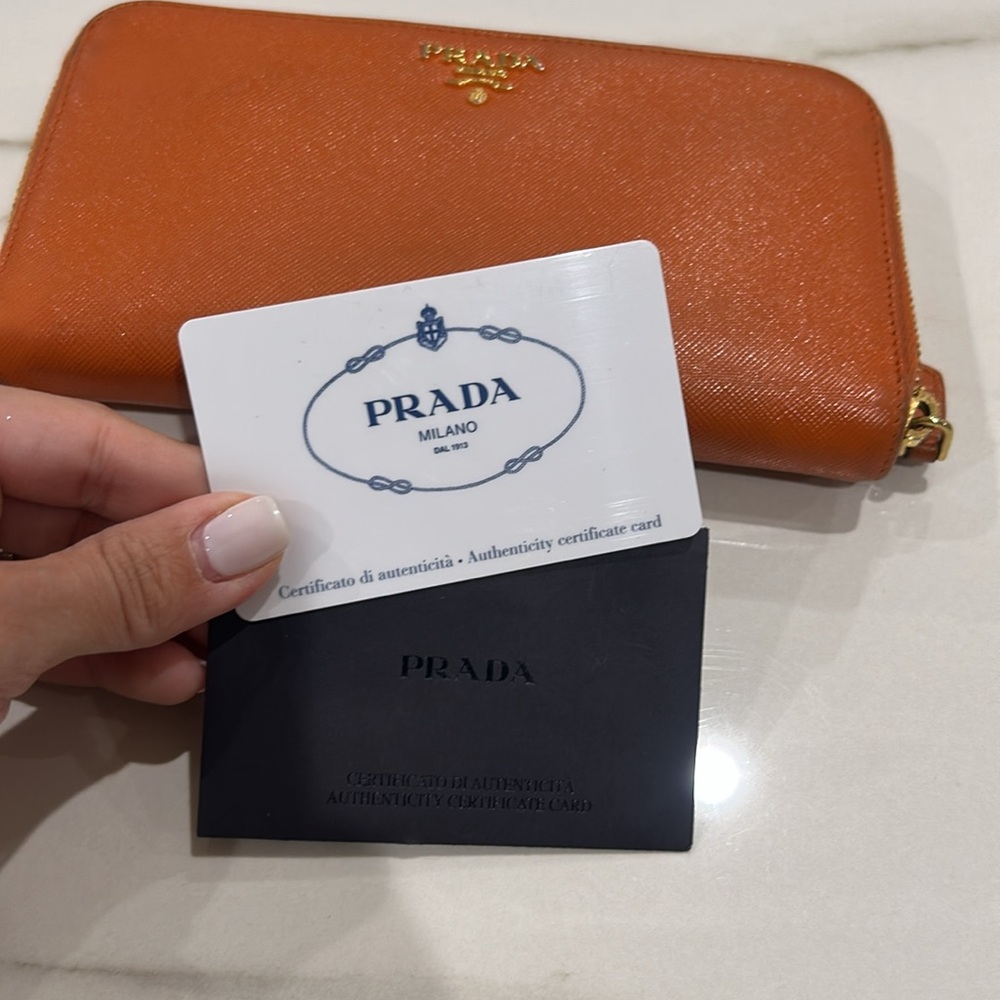Prada Orange zipper wallet - Picture 12 of 12